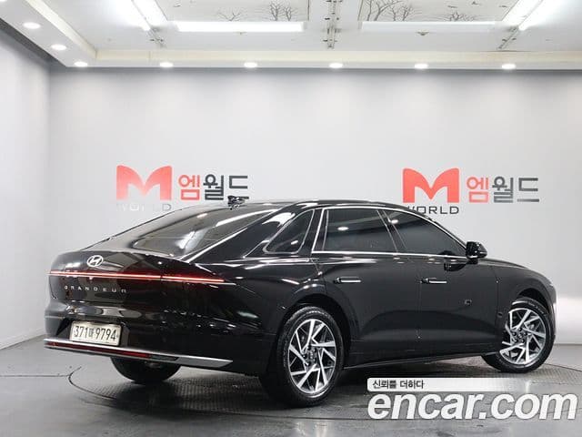 Hyundai Grandeur Hybrid 2024 — Photo 11/20
