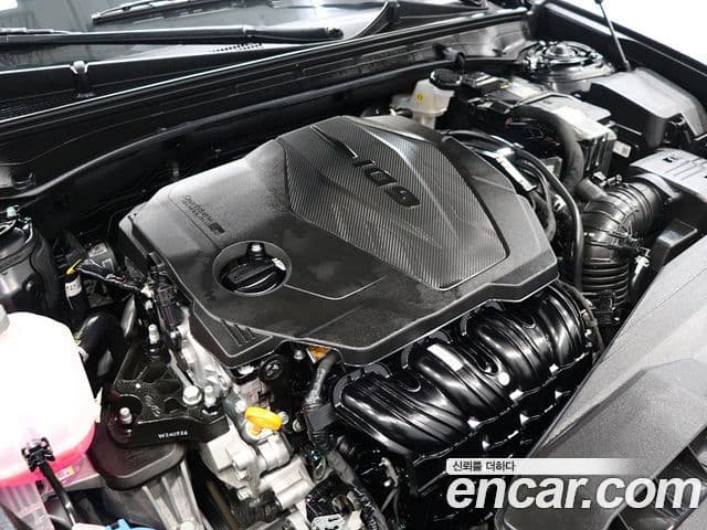 Hyundai Grandeur Hybrid 2024 — Photo 18/20