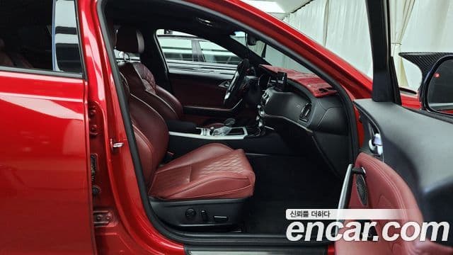 Kia Stinger 2020 — Şəkil 11/20