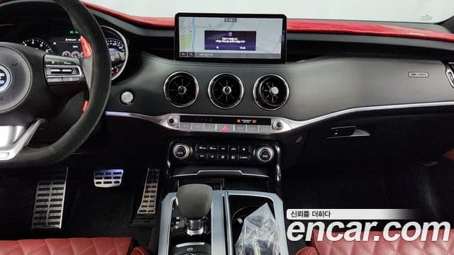 Kia Stinger 2020 — Şəkil 14/20