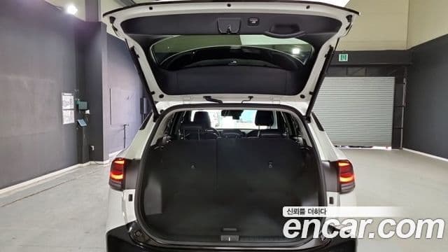 Kia Sportage 2024 — ფოტო 16/18
