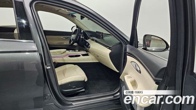Genesis GV70 2021 — Şəkil 10/20