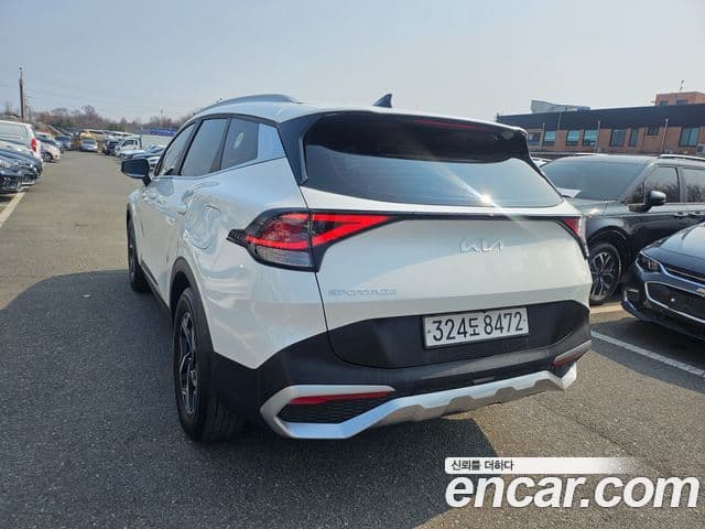 Kia Sportage 2022 — Фото 3/20
