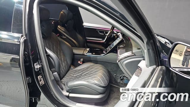 Mercedes-Benz S-Class 2021 — Photo 12/20