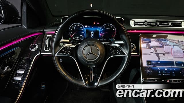 Mercedes-Benz S-Class 2021 — Photo 17/20