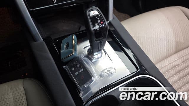 Land Rover Discovery Sport 2022 — ფოტო 9/20