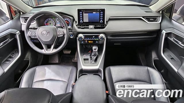 Toyota RAV4 2019 — Photo 3/20