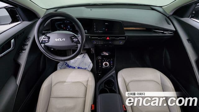 Kia Niro 2022 — Фото 7/20