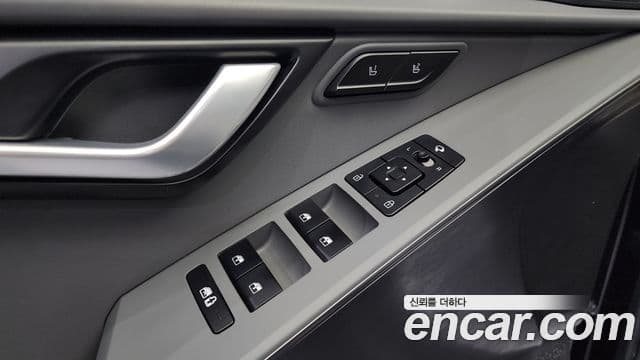 Kia Niro 2022 — Фото 13/20
