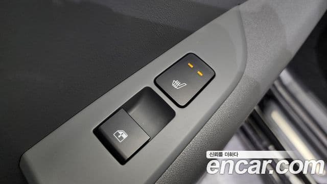 Kia Niro 2022 — Фото 19/20