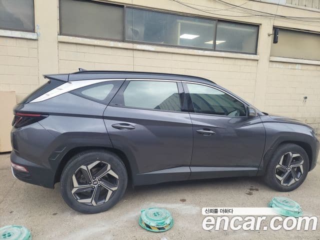 Hyundai The New Tucson 2022 — Фото 3/19