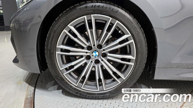 BMW 3 Series 2022 — Şəkil 5/20