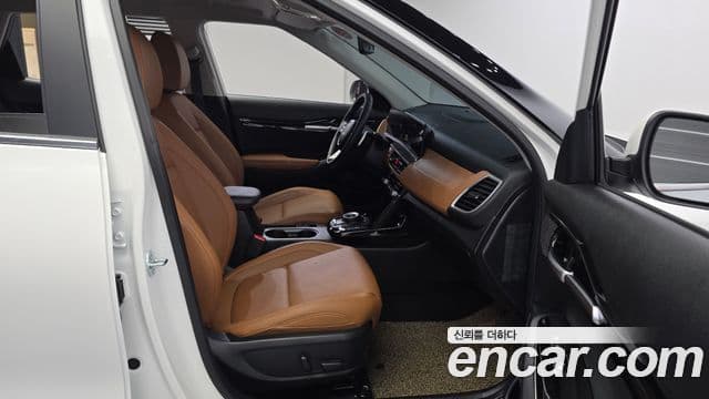Kia Seltos 2024 — Şəkil 12/20