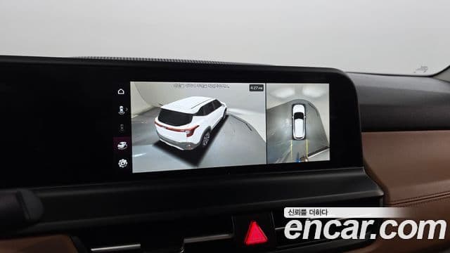 Kia Seltos 2024 — Şəkil 17/20