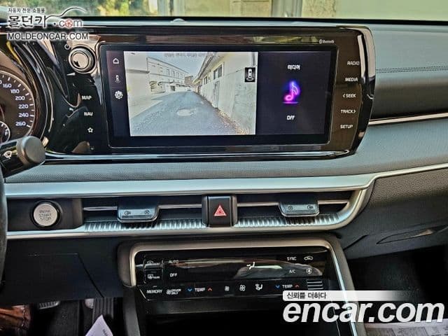 Kia K5 2020 — Şəkil 10/18