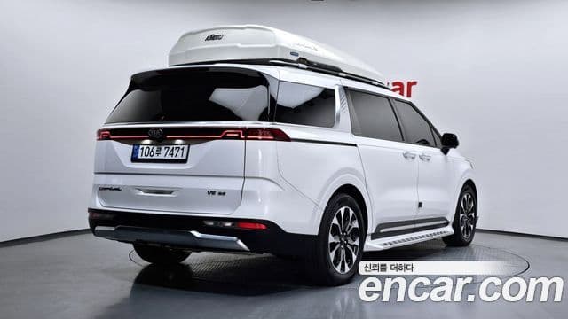 Kia Carnival 2020 — фото 2 из 20