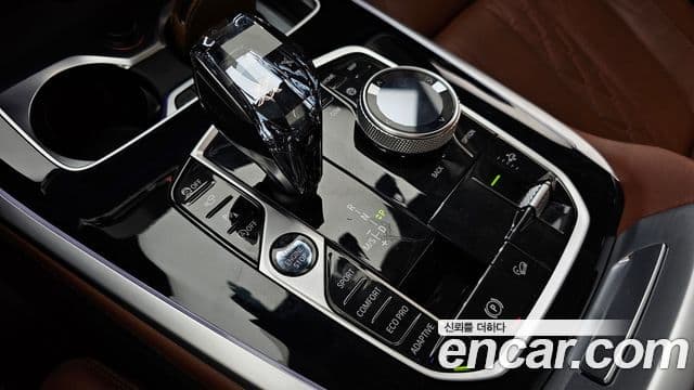 BMW X7 2022 — фото 9 из 20