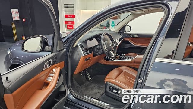 BMW X7 2022 — ფოტო 11/20