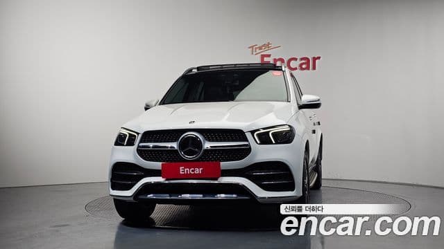 Mercedes-Benz GLE-Class 2020 — Photo 4/20