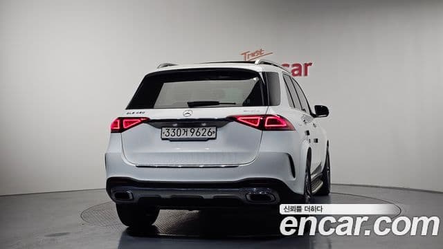 Mercedes-Benz GLE-Class 2020 — фото 4 из 20