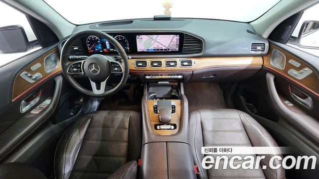 Mercedes-Benz GLE-Class 2020 — Photo 20/20