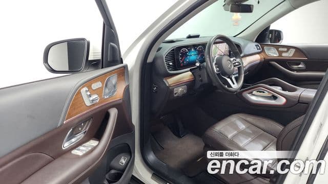 Mercedes-Benz GLE-Class 2020 — Şəkil 10/20