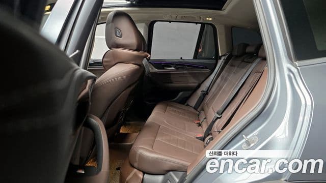 BMW X3 2022 — Şəkil 13/20