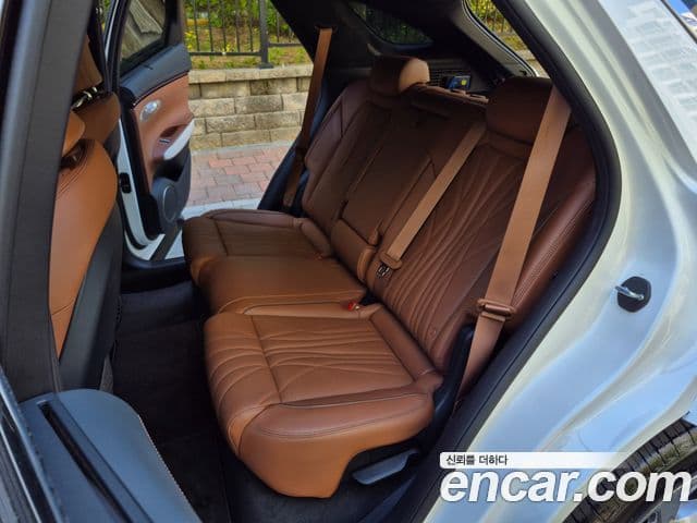 Genesis GV70 2025 — ფოტო 16/20