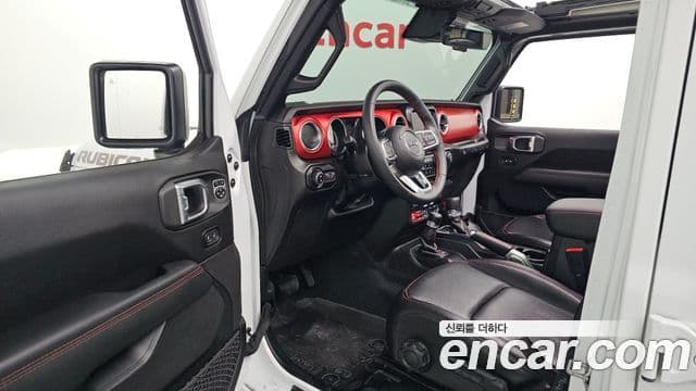 Jeep Wrangler 2022 — Фото 10/20