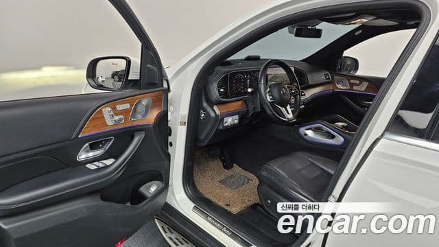 Mercedes-Benz GLE-Class 2020 — ფოტო 10/20