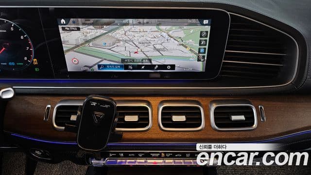 Mercedes-Benz GLE-Class 2020 — ფოტო 14/20