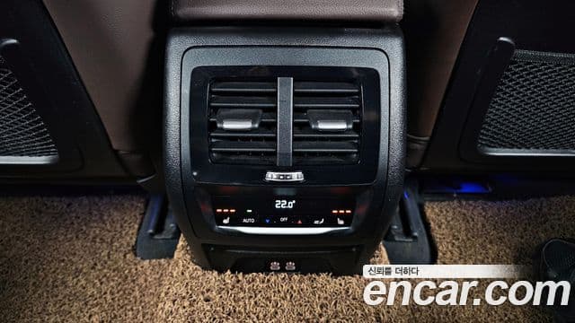 BMW X4 2021 — ფოტო 18/20