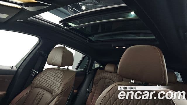 BMW X6 2022 — фото 17 из 20