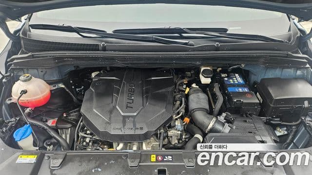 Kia Carnival 2022 — ფოტო 19/20