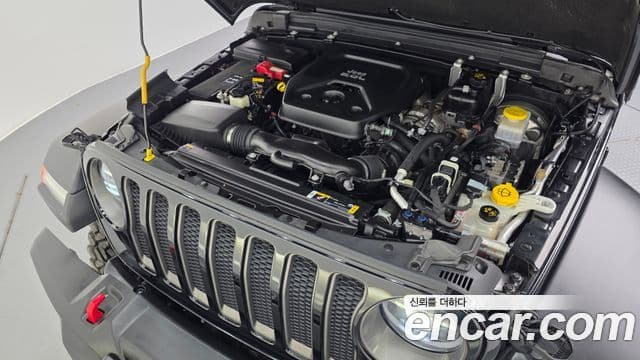 Jeep Wrangler 2022 — Şəkil 2/20
