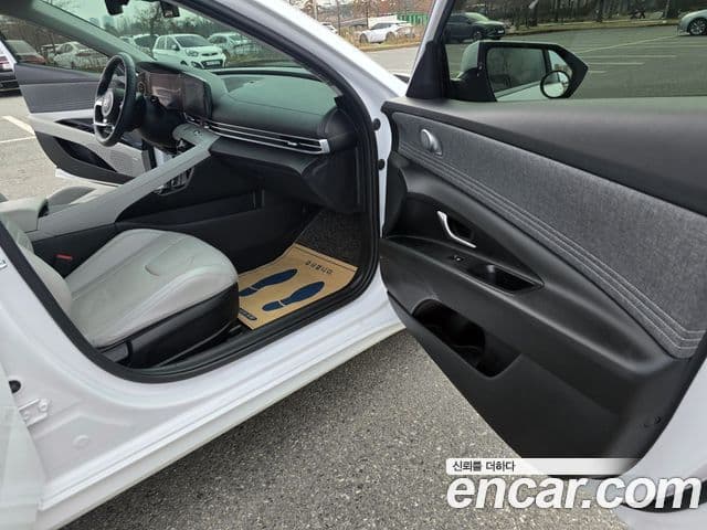 Hyundai The New Avante Hybrid 2020 — Photo 20/20