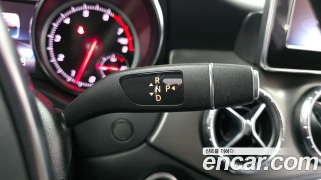 Mercedes-Benz CLA-Class 2018 — Фото 9/20