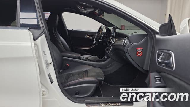 Mercedes-Benz CLA-Class 2018 — Фото 11/20