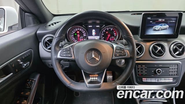 Mercedes-Benz CLA-Class 2018 — Фото 13/20
