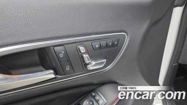 Mercedes-Benz CLA-Class 2018 — Фото 18/20