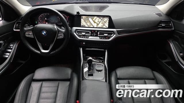 BMW 3 Series 2022 — ფოტო 7/20
