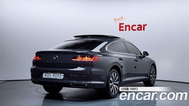 Volkswagen Arteon 2019 — ფოტო 2/20