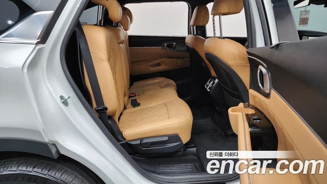 Kia Sorento 2022 — Şəkil 12/20
