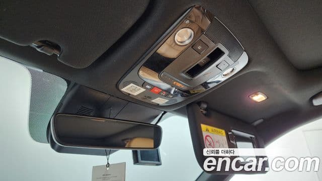 Kia Sorento 2022 — Şəkil 17/20