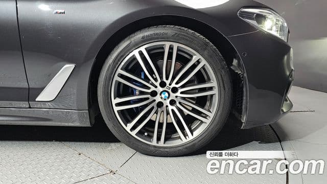 BMW 5 Series 2019 — Şəkil 20/20