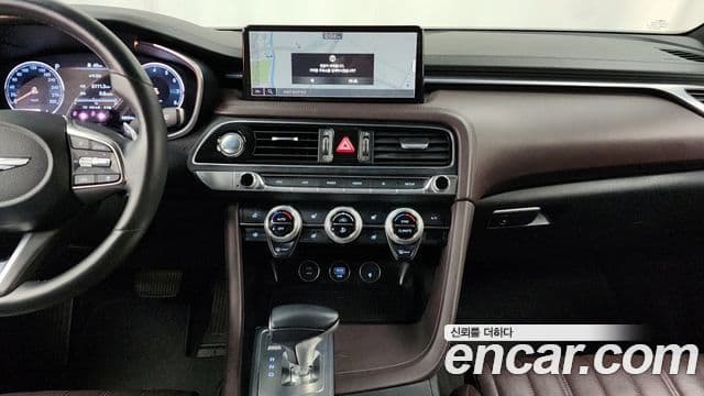 Genesis G70 2021 — ფოტო 14/20