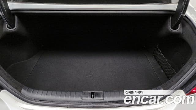 Genesis G70 2021 — ფოტო 20/20