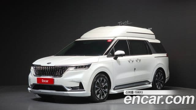 Kia Carnival 2021 — Фото 1/20