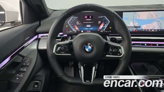 BMW 5 Series 2025 — ფოტო 13/20
