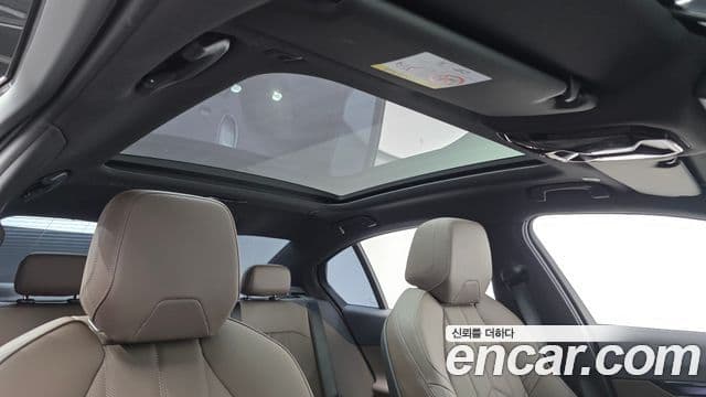 BMW 5 Series 2025 — ფოტო 17/20